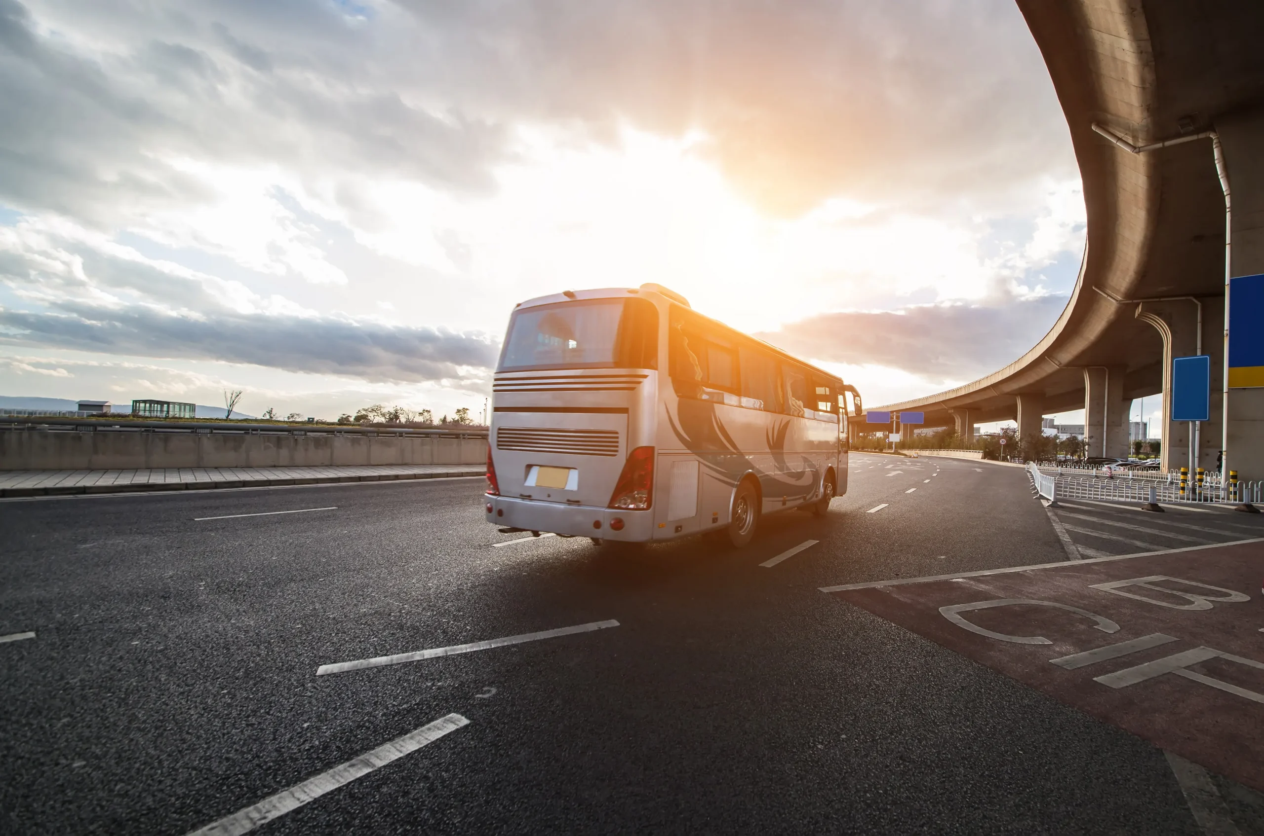 Fretamento de Ônibus ou Vans para Turismo